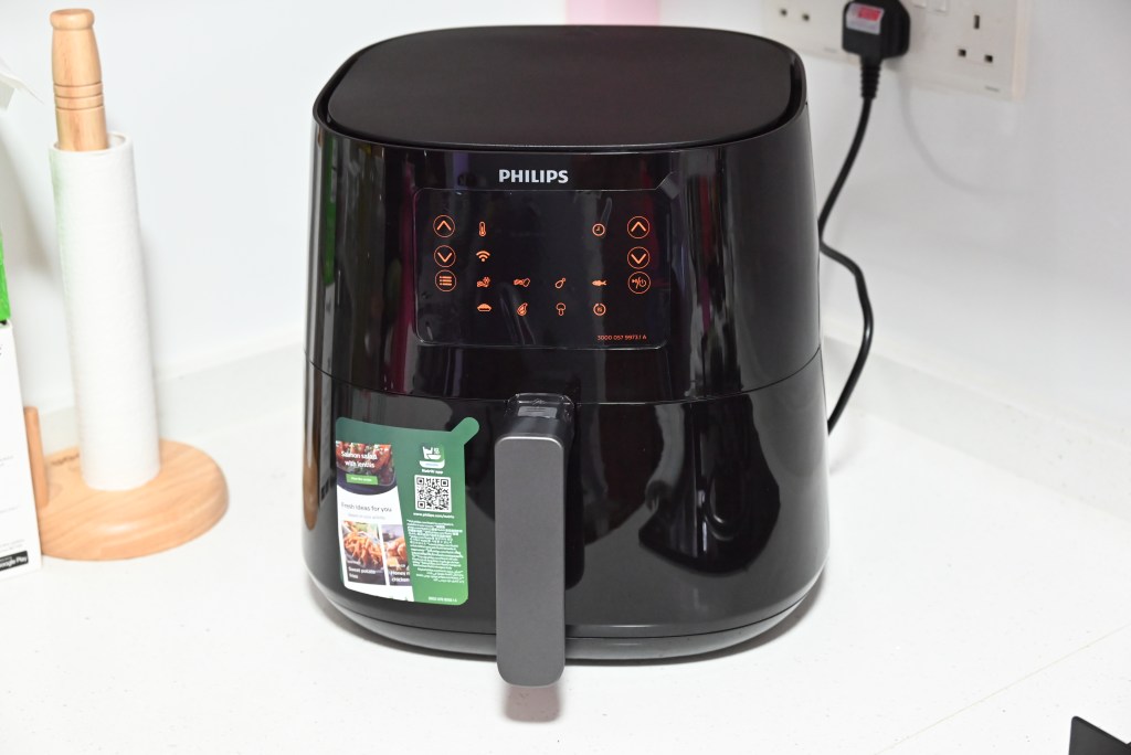 Phillips Essential XL Airfryer Reviewed. The Technovore